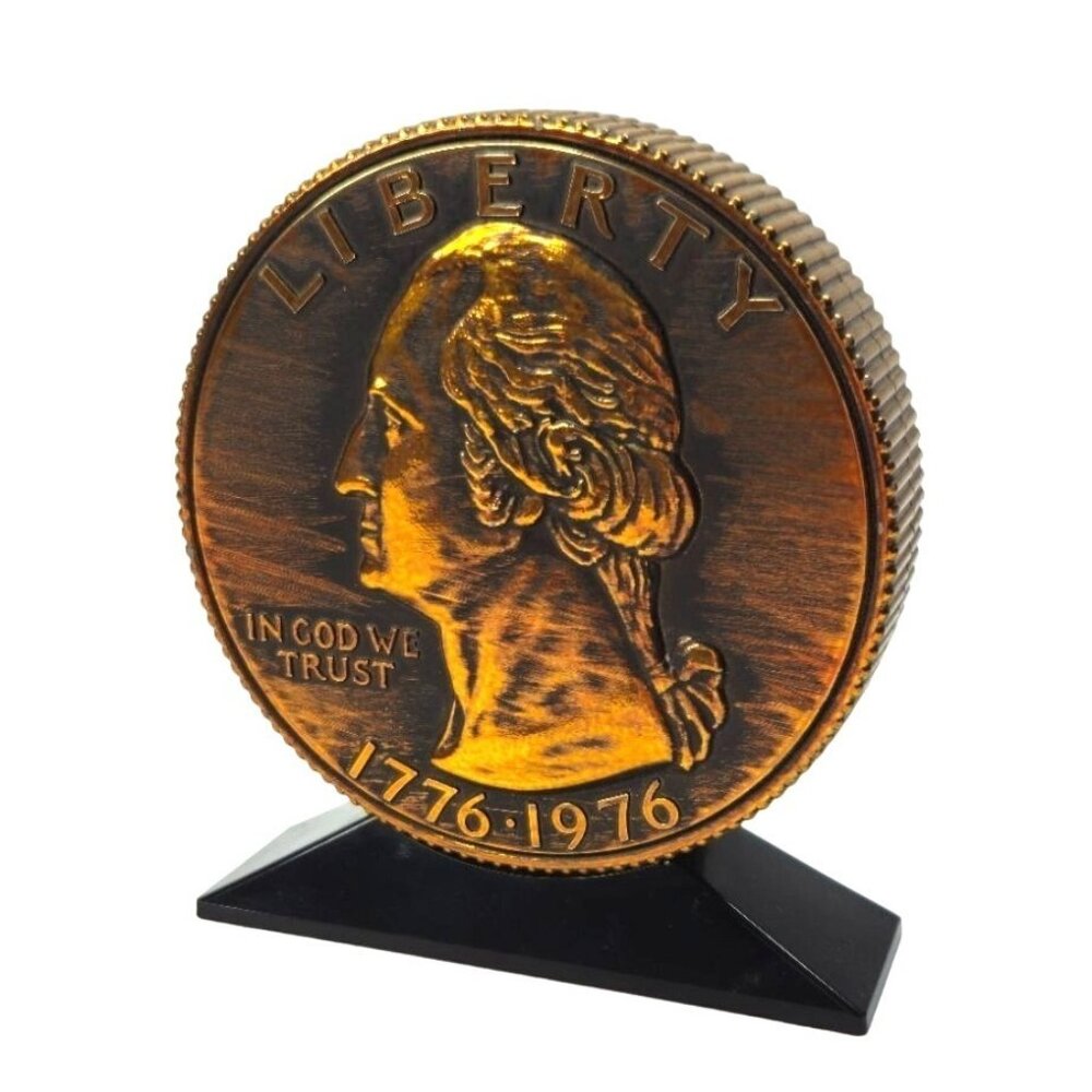 VTG "1776 - 1976" Bicentennial Quarter  Piggy Coin Bank Gold Tone w/ Key